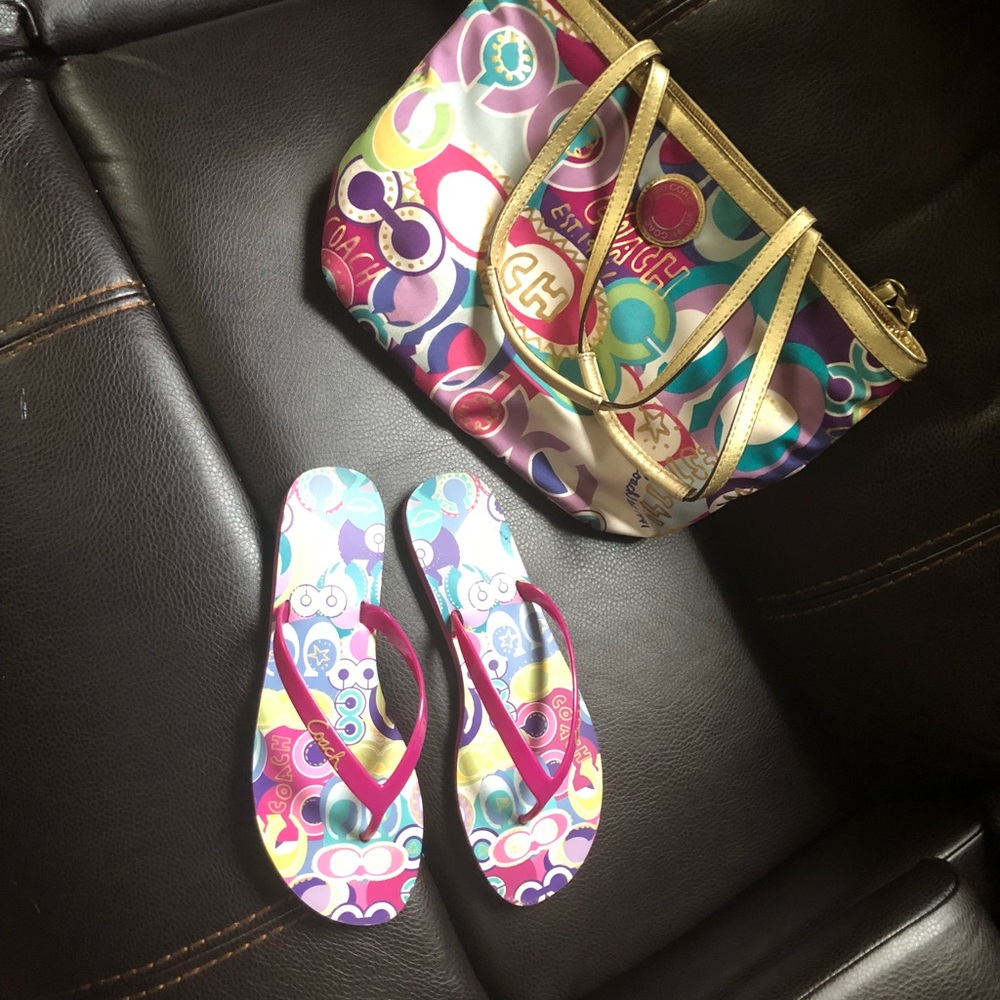 I have a coach purse with matching flip flops $60
